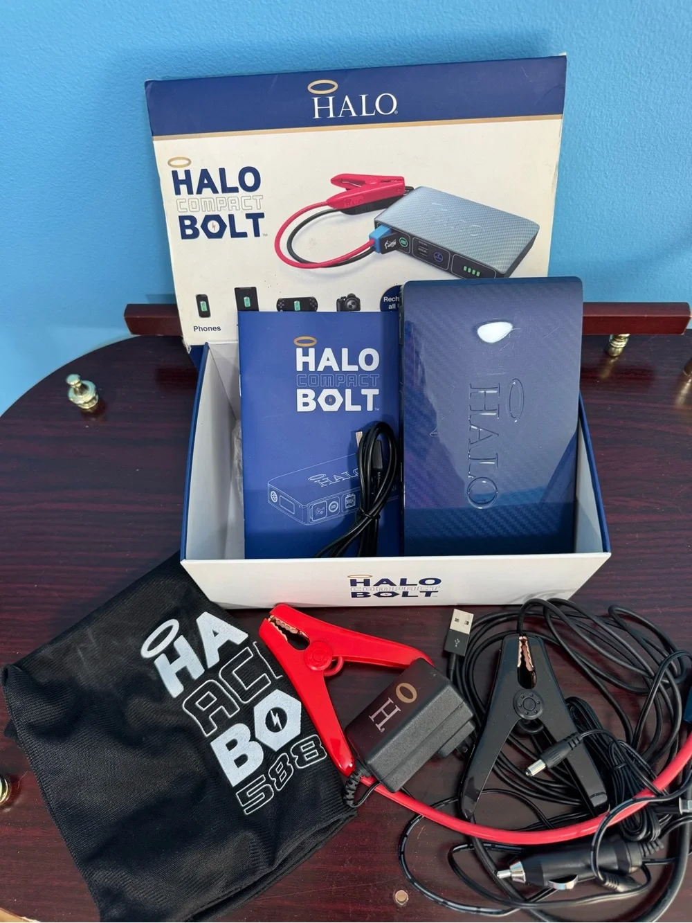 HALO Bolt Compact Jump Starter Power Bank - Navy with Red Cables